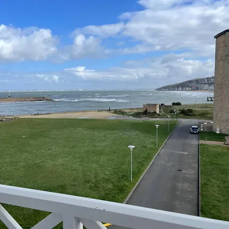 View Sea شقة *